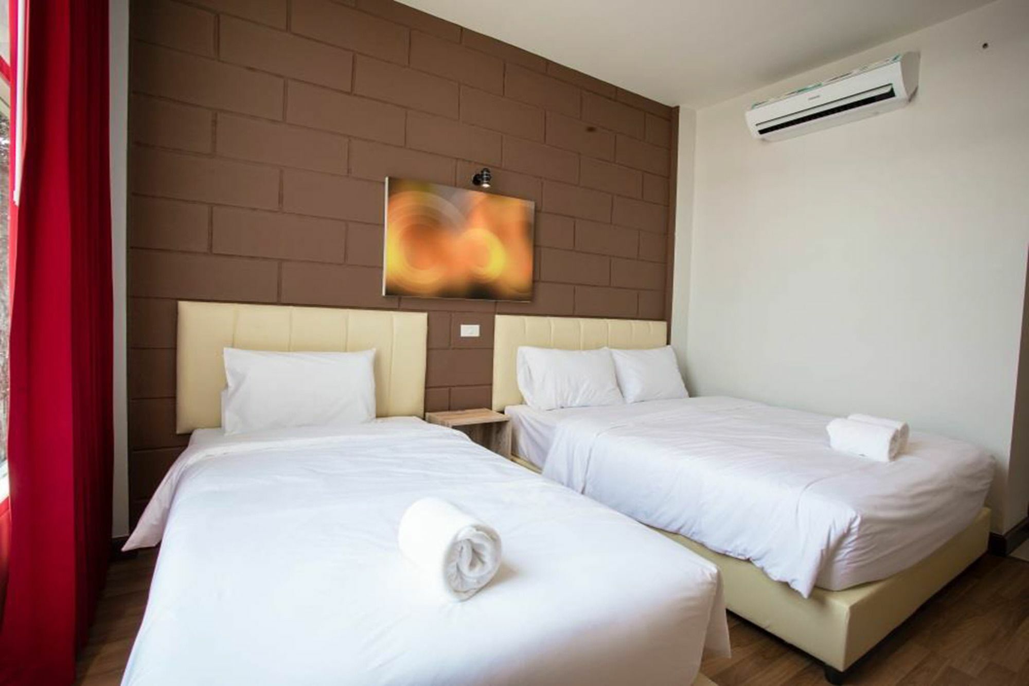 The Zell Hotel Buriram Exterior foto
